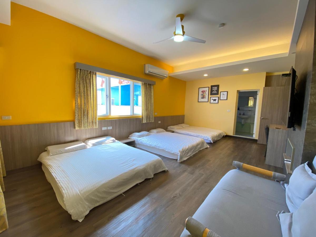I Wow Bed and Breakfast Xiaoliuqiu Exteriör bild