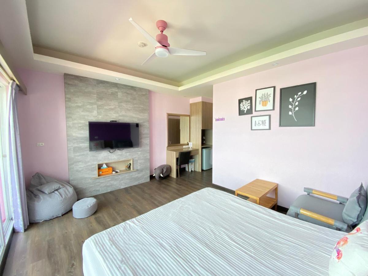 I Wow Bed and Breakfast Xiaoliuqiu Exteriör bild